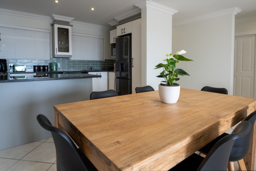 2 Bedroom Property for Sale in Jeffreys Bay Central Eastern Cape